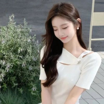 后院骨灰 海报